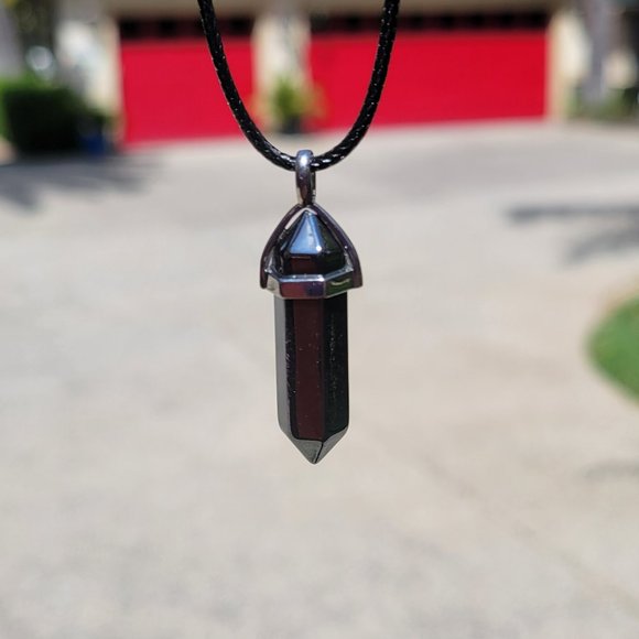 Hematite Point Pendant - Picture 2 of 4